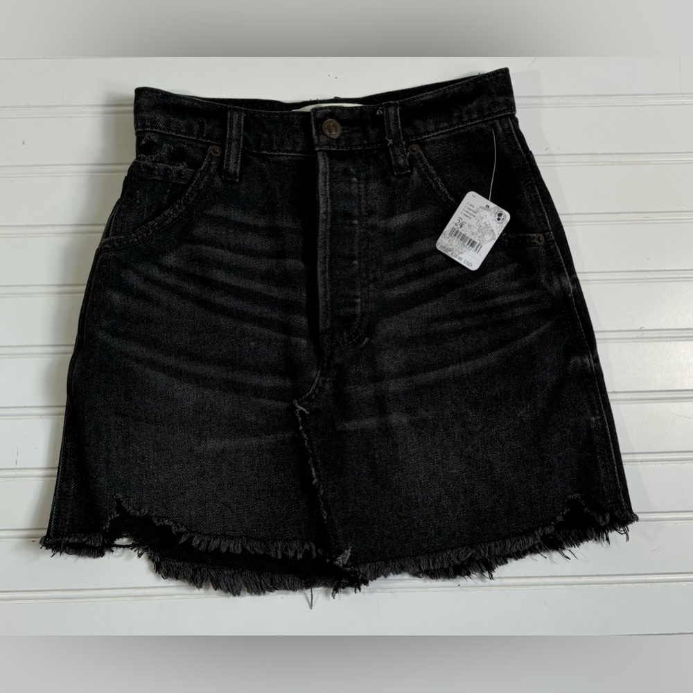 Free People We The Free Bailey Denim Mini Skirt Faded Black Fringe Hem Size 24